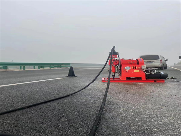 江津马路路基路面开裂下沉注浆加固灌浆